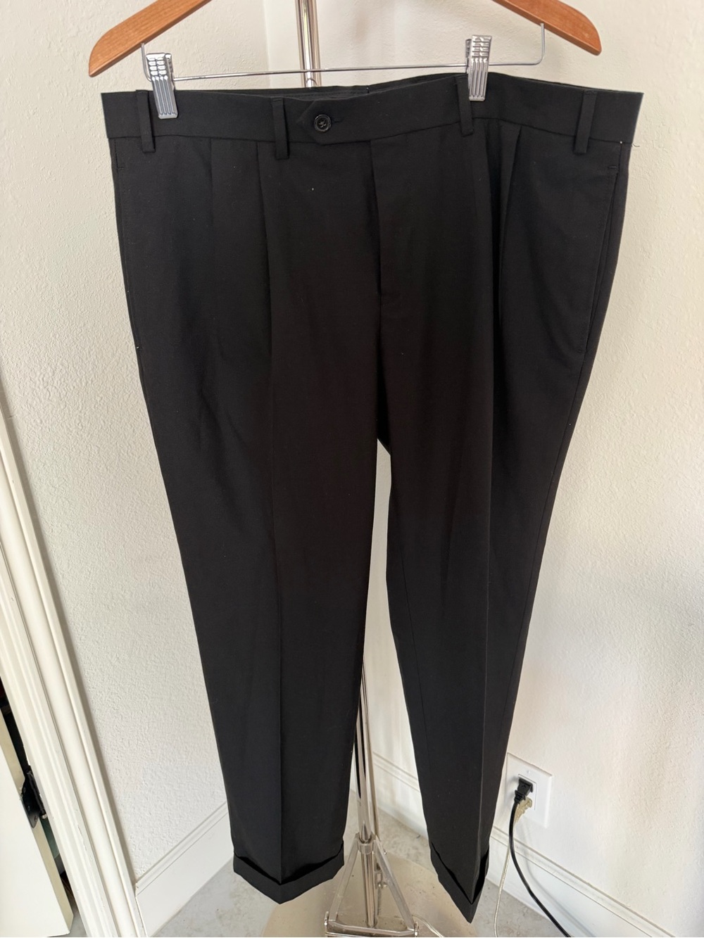 Lauren Ralph Lauren Black Pleated Men’s Dress Trousers